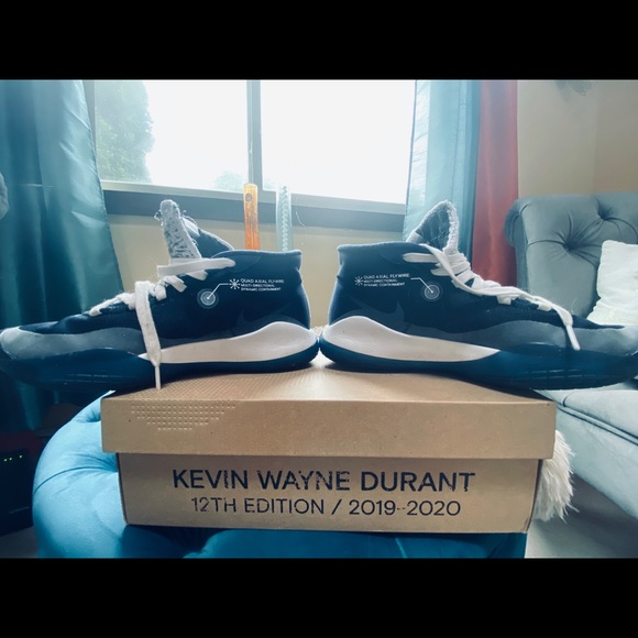 kevin wayne durant 12th edition shoes